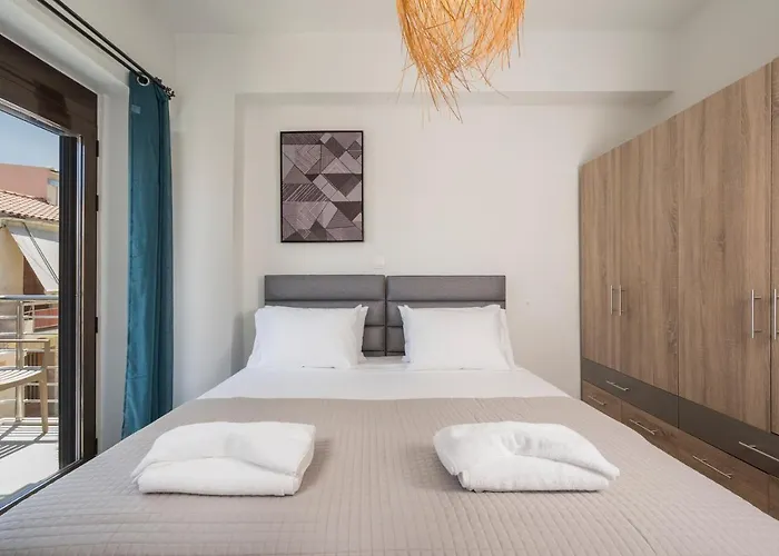 Crescendo City House