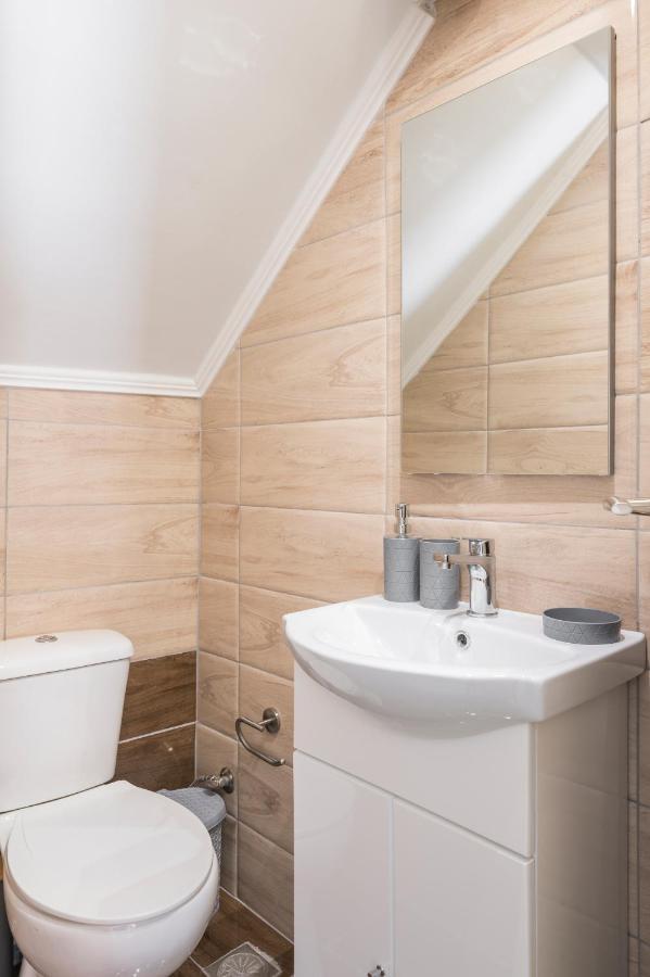 Daire Crescendo House
