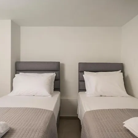 Crescendo City House Ханья Экстерьер фото