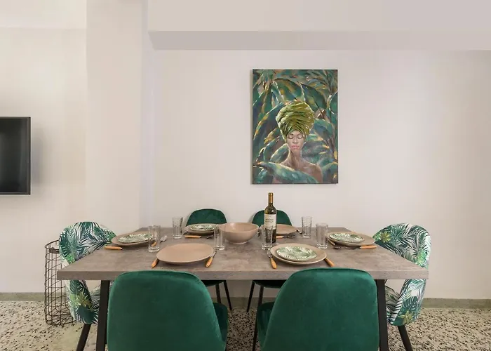 Crescendo City House
