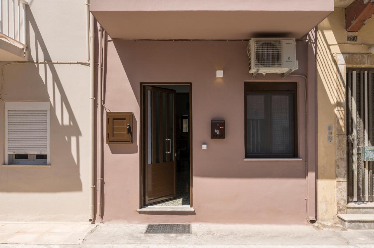 Апартаменты Crescendo House